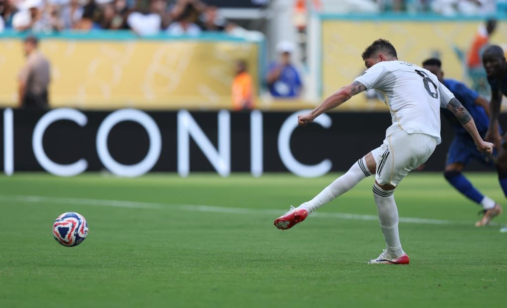 [天下足球]巩固优势 拜仁客场战胜斯图加特